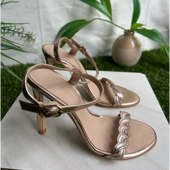🌷STUART WEITZMAN
DANCER TWISTIE 4” rose gold LEATHER SANDALS SIZE 6.5 like new - Picture 5 of 16